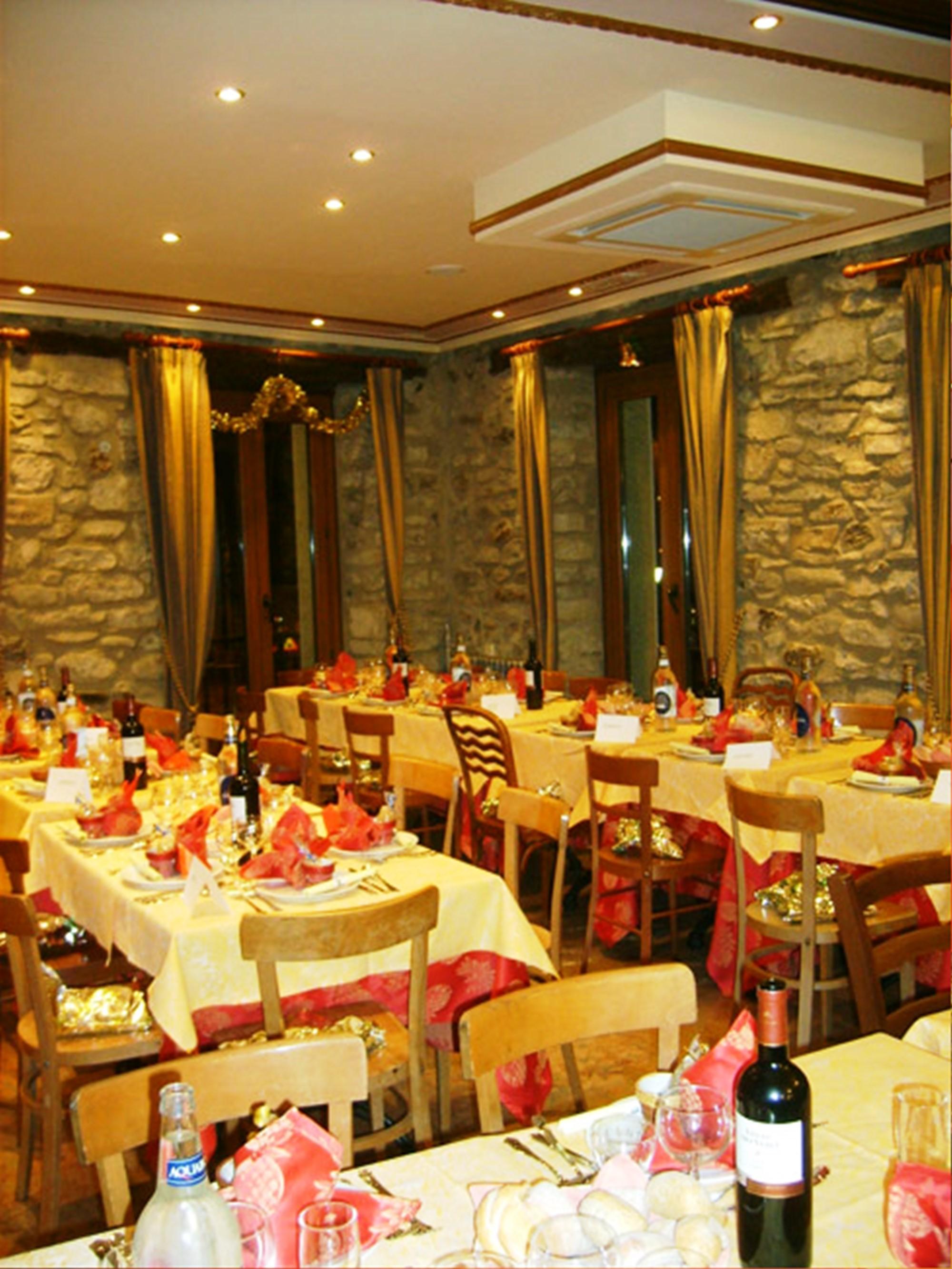Hotel Mur Хака Екстер'єр фото